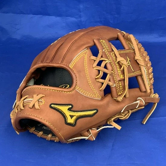 Mizuno Pro Limited Edition Baseball Glove GMP500AX (11.75") 1 Mizuno Pro Limited Edition Baseball Glove GMP500AX (11.75")