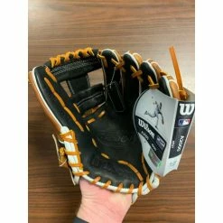 Wilson A2000 11.25-Inch Baseball Glove