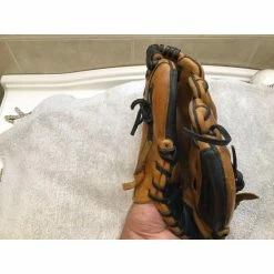 Rawlings Training 10.5” Youth Baseball Glove Right Hand Throw Japan -Baseball Bats Shop c728998976572cbc1649c77d66628212cc37e494 105 550x550w 1